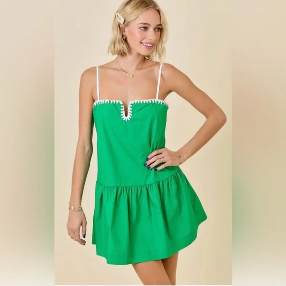 TCEC Vibrant Green Mini Dress with White Accents - Picture 2 of 8